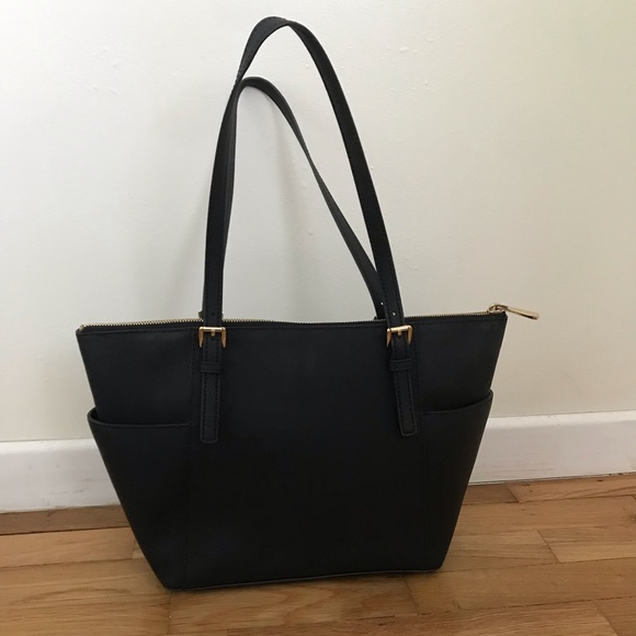 Michael Kors Saffiano Leather Purse - Picture 2 of 3